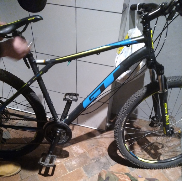 GT AGGRESSOR PRO XCT - Picture 1 of 4